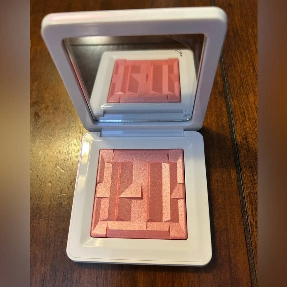 NWT🌷Haus Labs (by Lady Gaga) Rose Quartz Blush